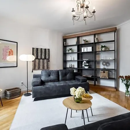Spacious 2br - Ateneu View - Center Apartman Bukarest