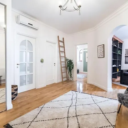 Spacious 2br - Ateneu View - Center Apartment Bucharest