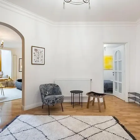 Spacious 2br - Ateneu View - Center Bucharest