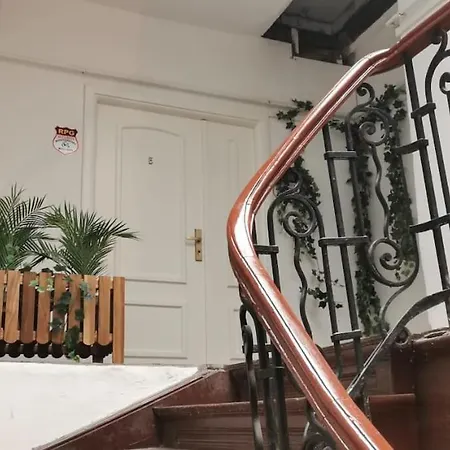 Spacious 2br - Ateneu View - Center Apartment