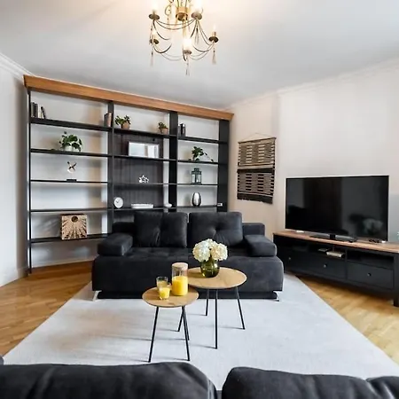 Spacious 2br - Ateneu View - Center