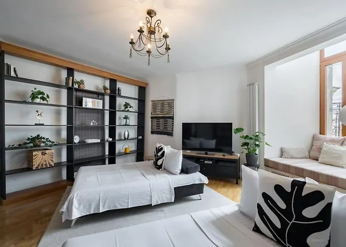 Spacious 2br - Ateneu View - Center *