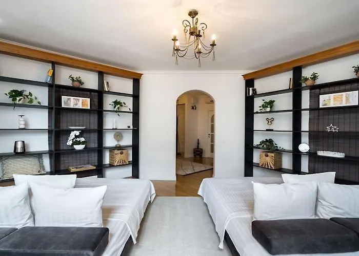 Spacious 2br - Ateneu View - Center