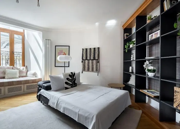 Spacious 2br - Ateneu View - Center Apartment Bucharest