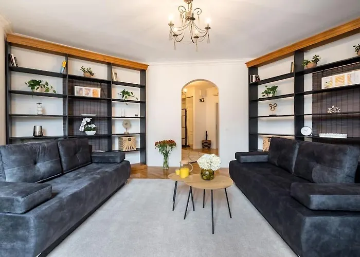 Spacious 2br - Ateneu View - Center Bucharest